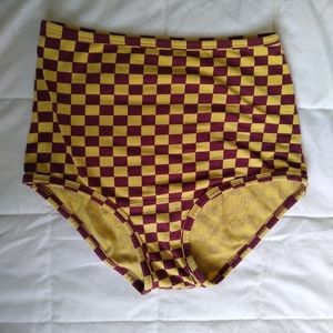 ARQ checkered High Rise Undies